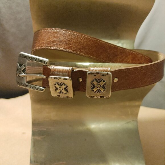 Leather Brown Belt Size 30 Conchos Intricate Silvertone Buckle Canada Vintage - Picture 6 of 6